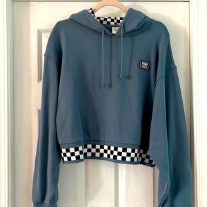 NWOT Vans Sweatshirt. Size XL